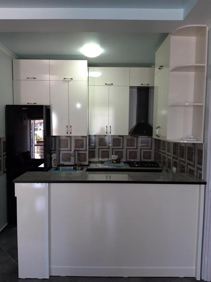 в / In Apartament